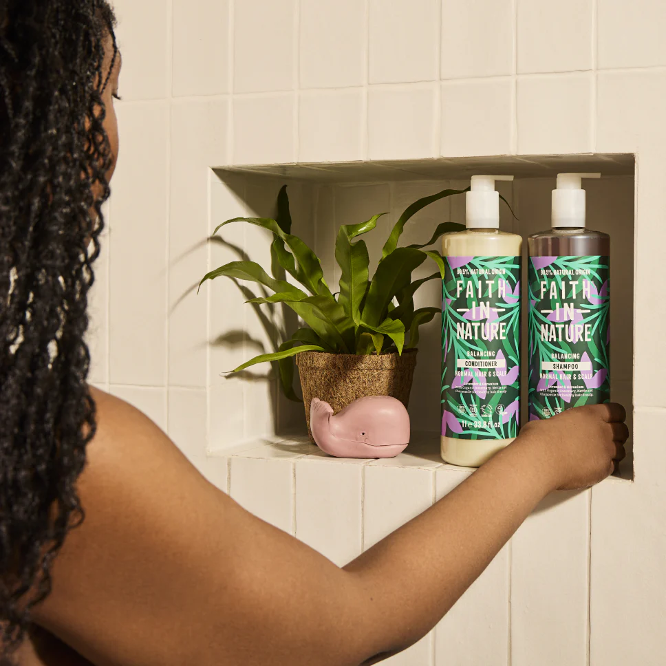 Lavender & Geranium Shampoo - 1L - Image 5