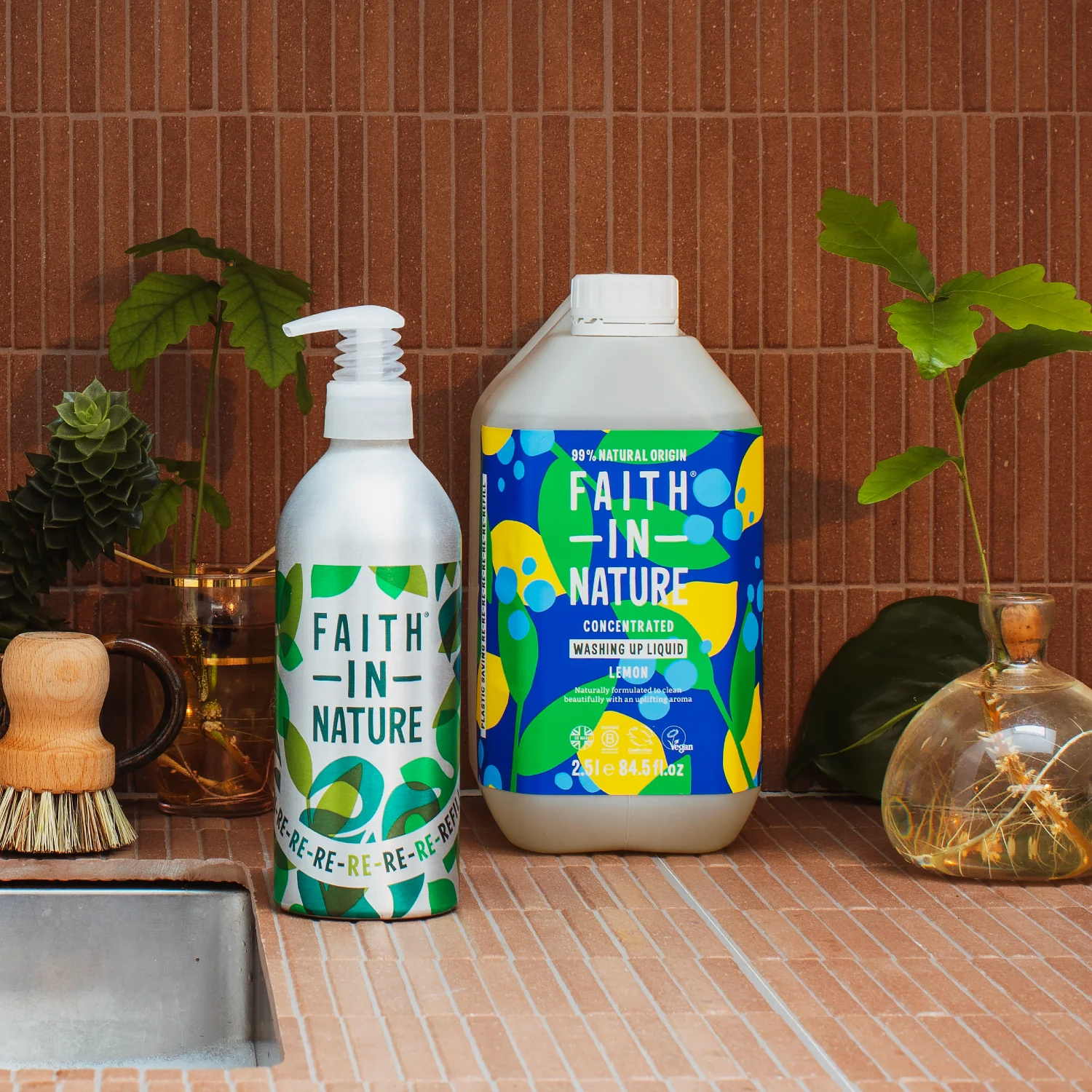 Lemon Washing Up Liquid - 2.5L - Image 4